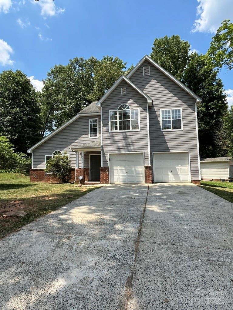 7305 Budding Court Charlotte NC 28227