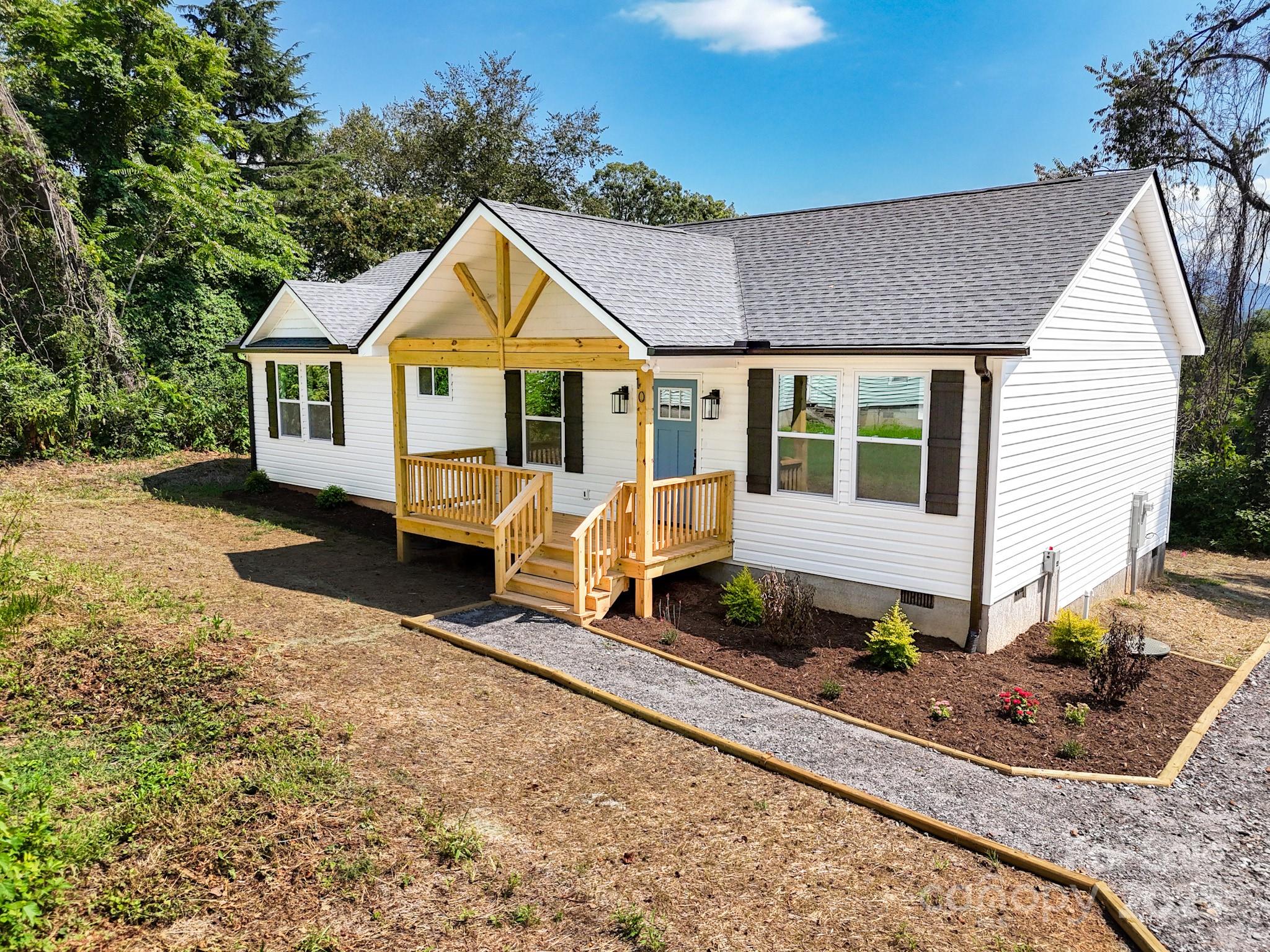 10 White Avenue Asheville NC 28803