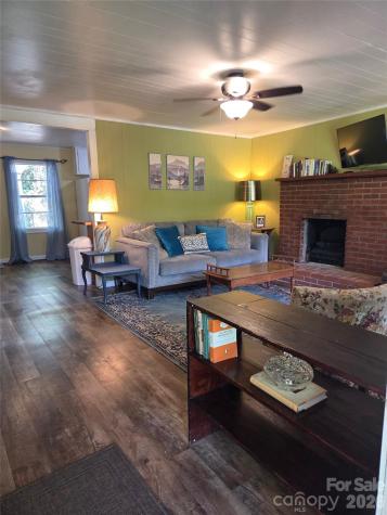 61 Huffman Road Asheville NC 28806