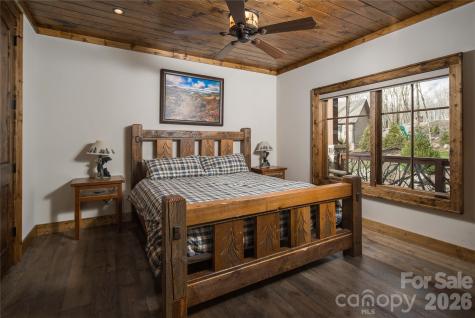 72 Golden Eagle Trail Banner Elk NC 28622