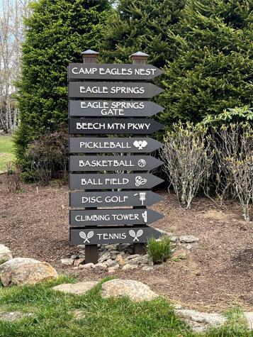72 Golden Eagle Trail Banner Elk NC 28622
