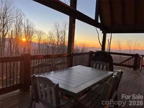 72 Golden Eagle Trail Banner Elk NC 28622