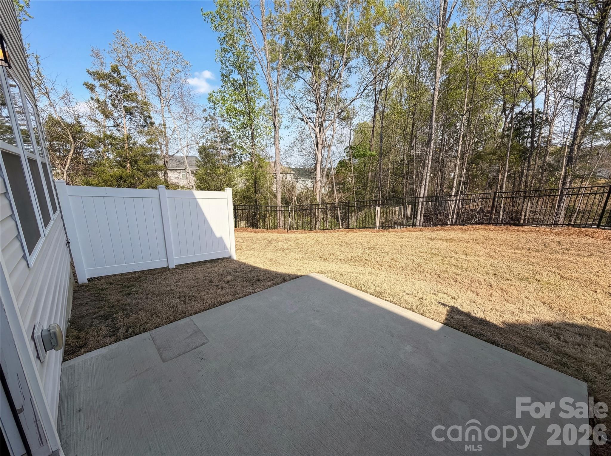 11122 Chalkbark Lane Charlotte NC 28262