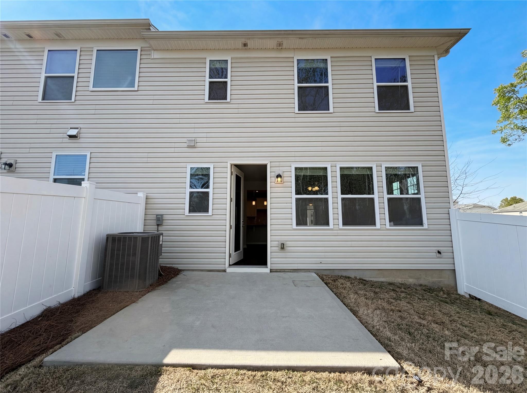 11122 Chalkbark Lane Charlotte NC 28262