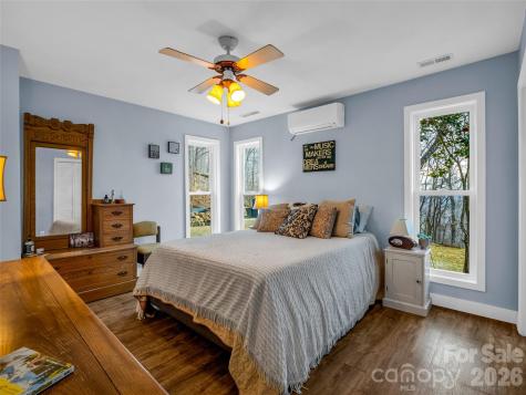 1586 Skyuka Mountain Road Columbus NC 28722