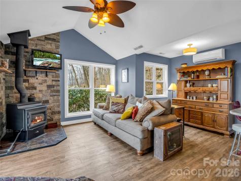 1586 Skyuka Mountain Road Columbus NC 28722