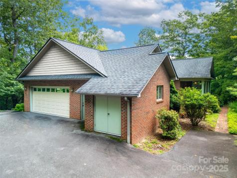 273 Inoli Circle Brevard NC 28712