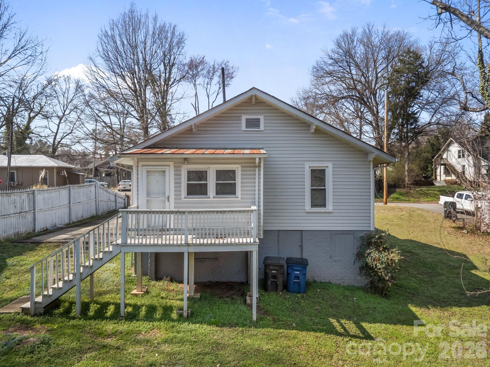 127 S Patterson Street Statesville NC 28677