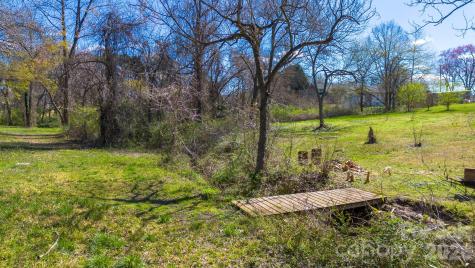 218 W 28th Street Newton NC 28658