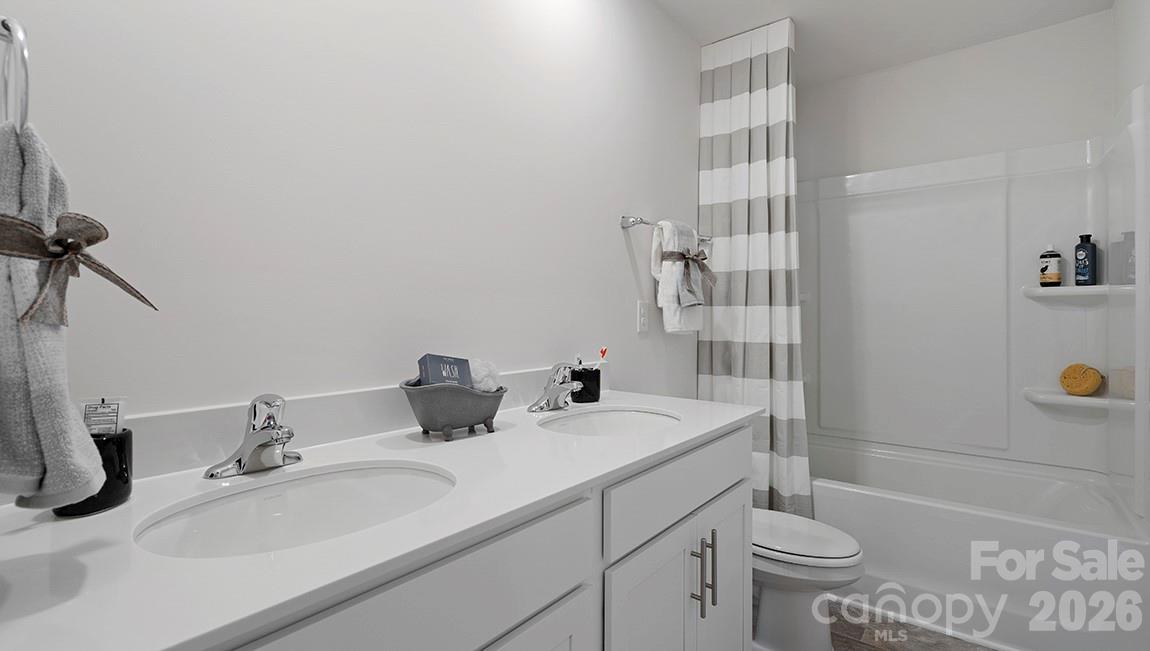 5105 Shallow Brook Drive Charlotte NC 28215