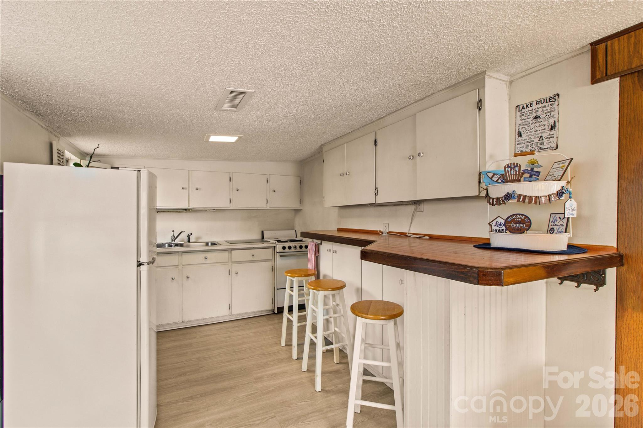 570 Lake Drive 9 Drive Lexington NC 27292