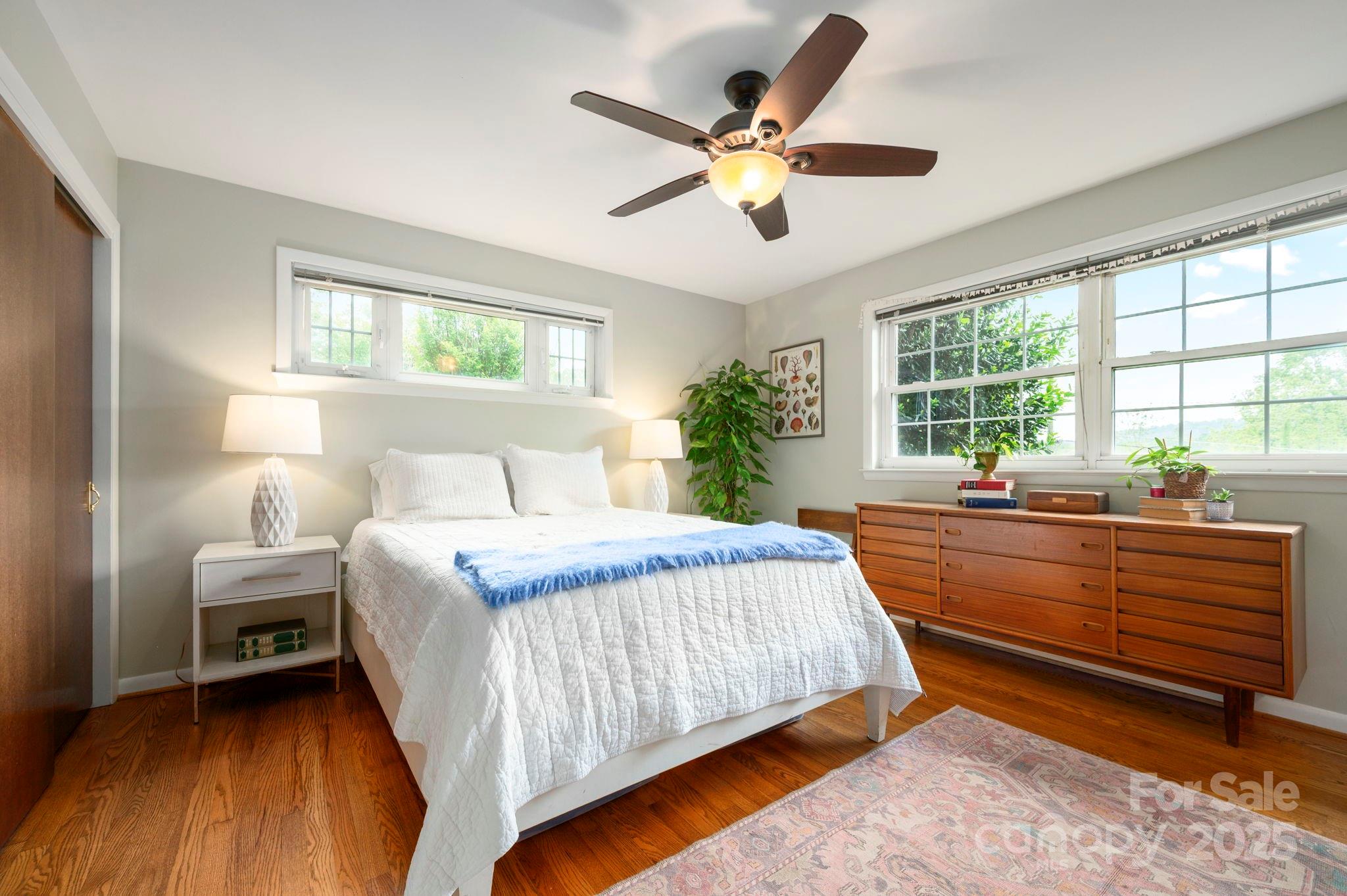 59 Dogwood Grove Asheville NC 28805