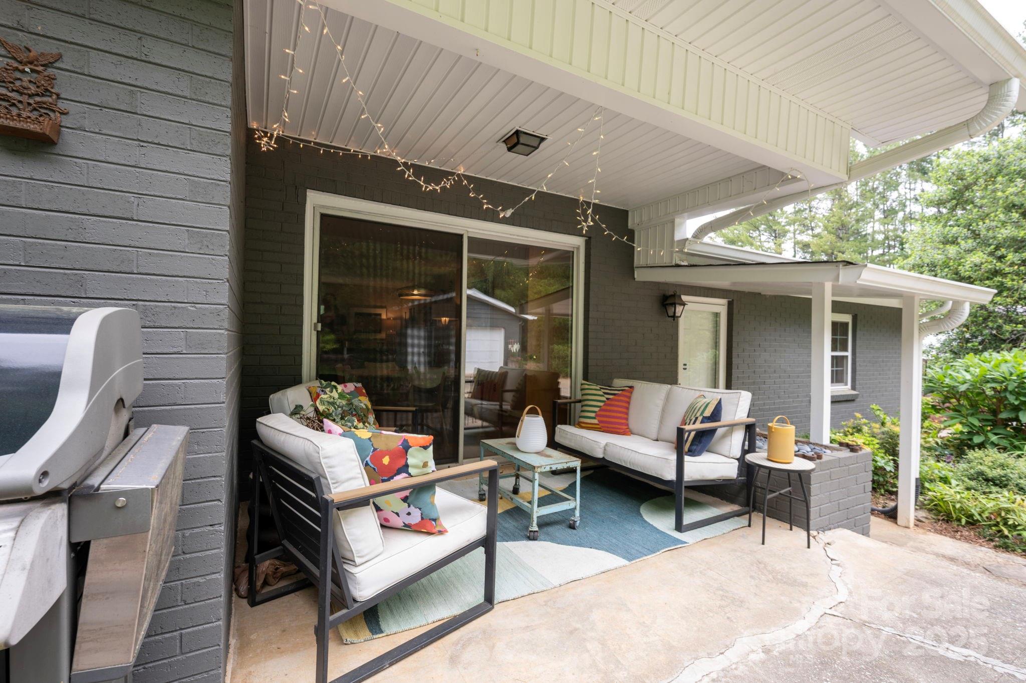 59 Dogwood Grove Asheville NC 28805