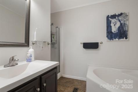 57 Founders Way Arden NC 28704