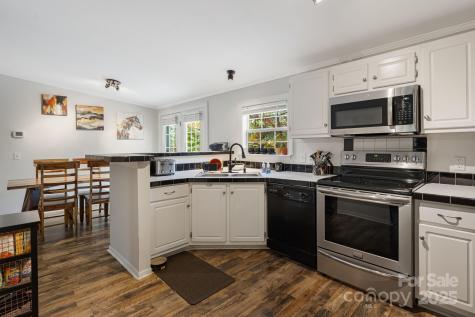 57 Founders Way Arden NC 28704