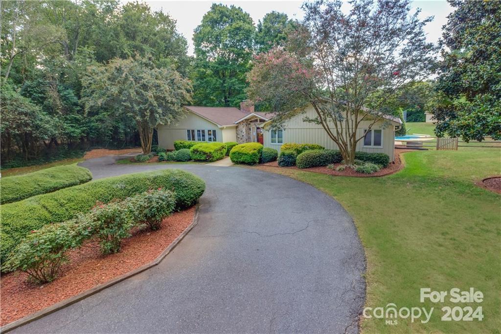 6610 Sardis Road Charlotte NC 28270