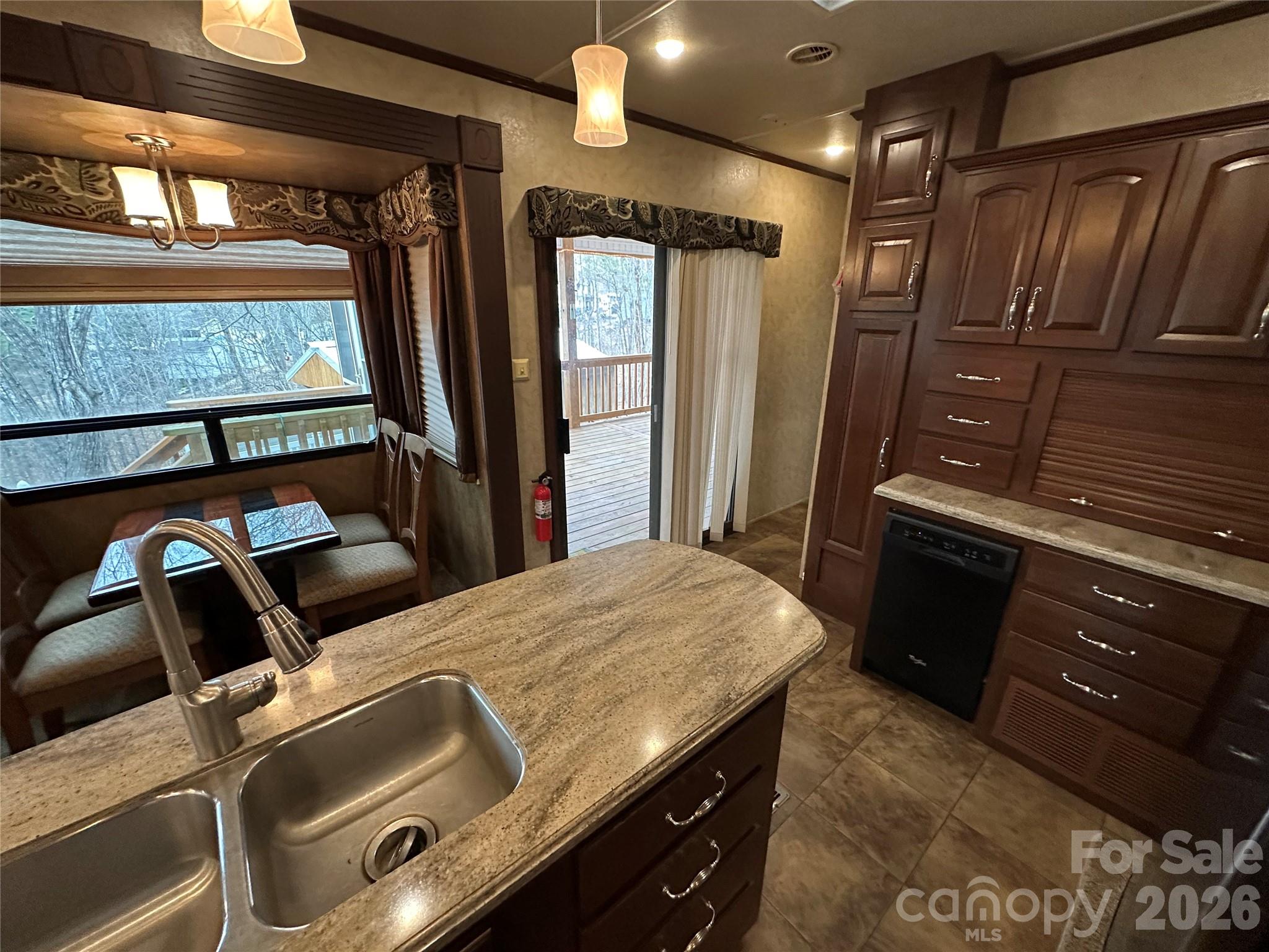 112 Sparrow Lane New London NC 28127