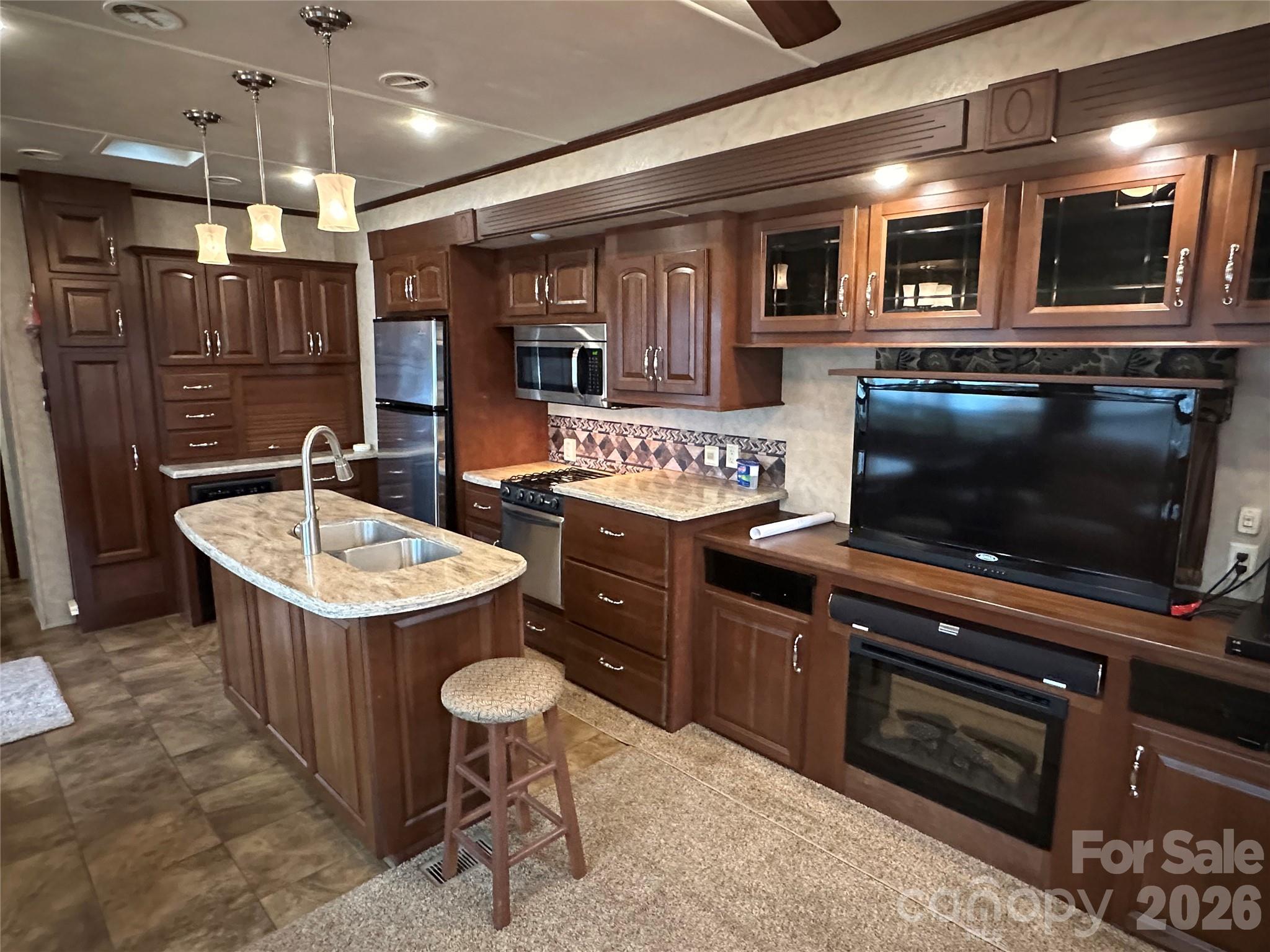 112 Sparrow Lane New London NC 28127