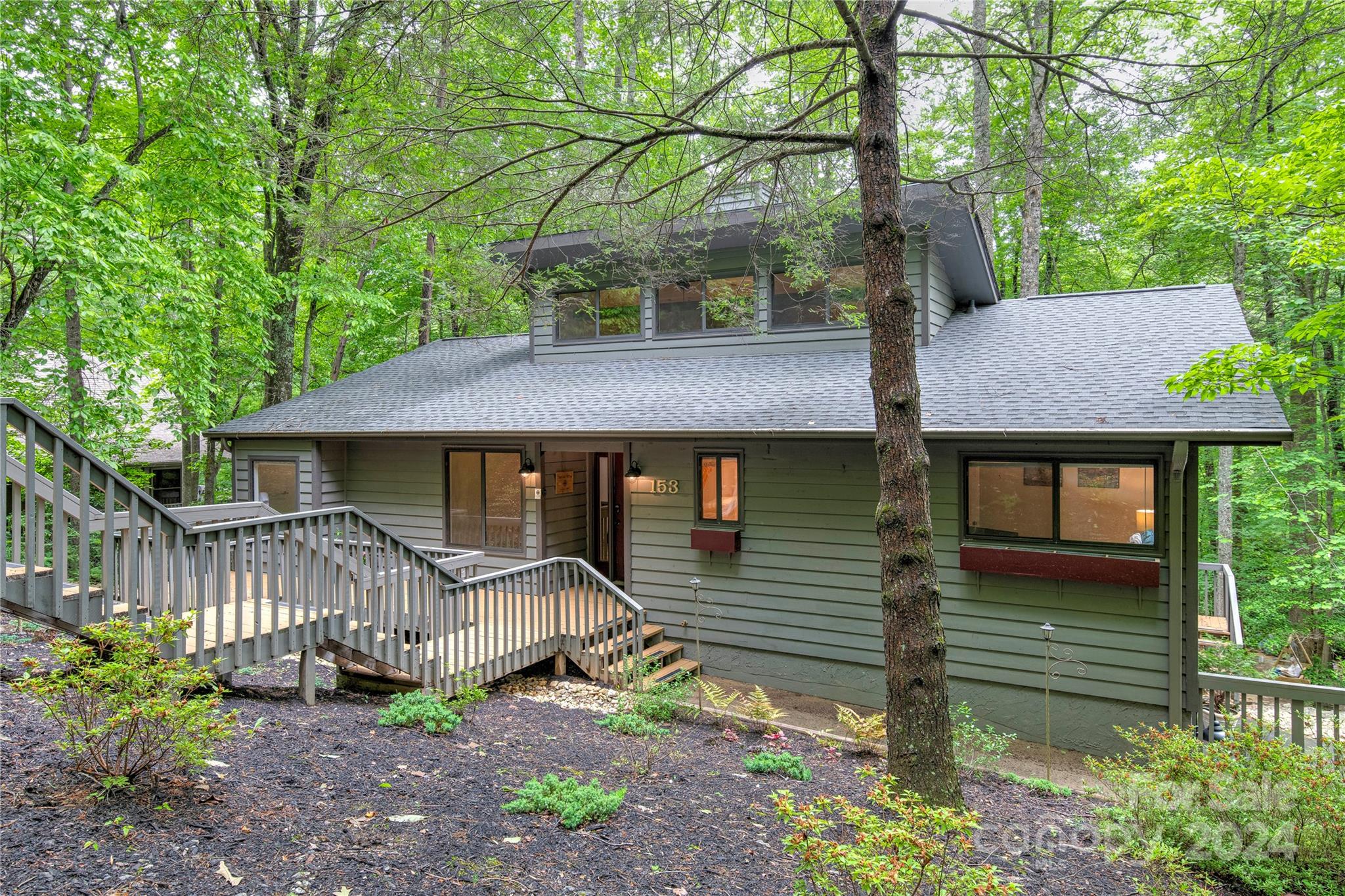 153 Roundabout Road Lake Lure NC 28746