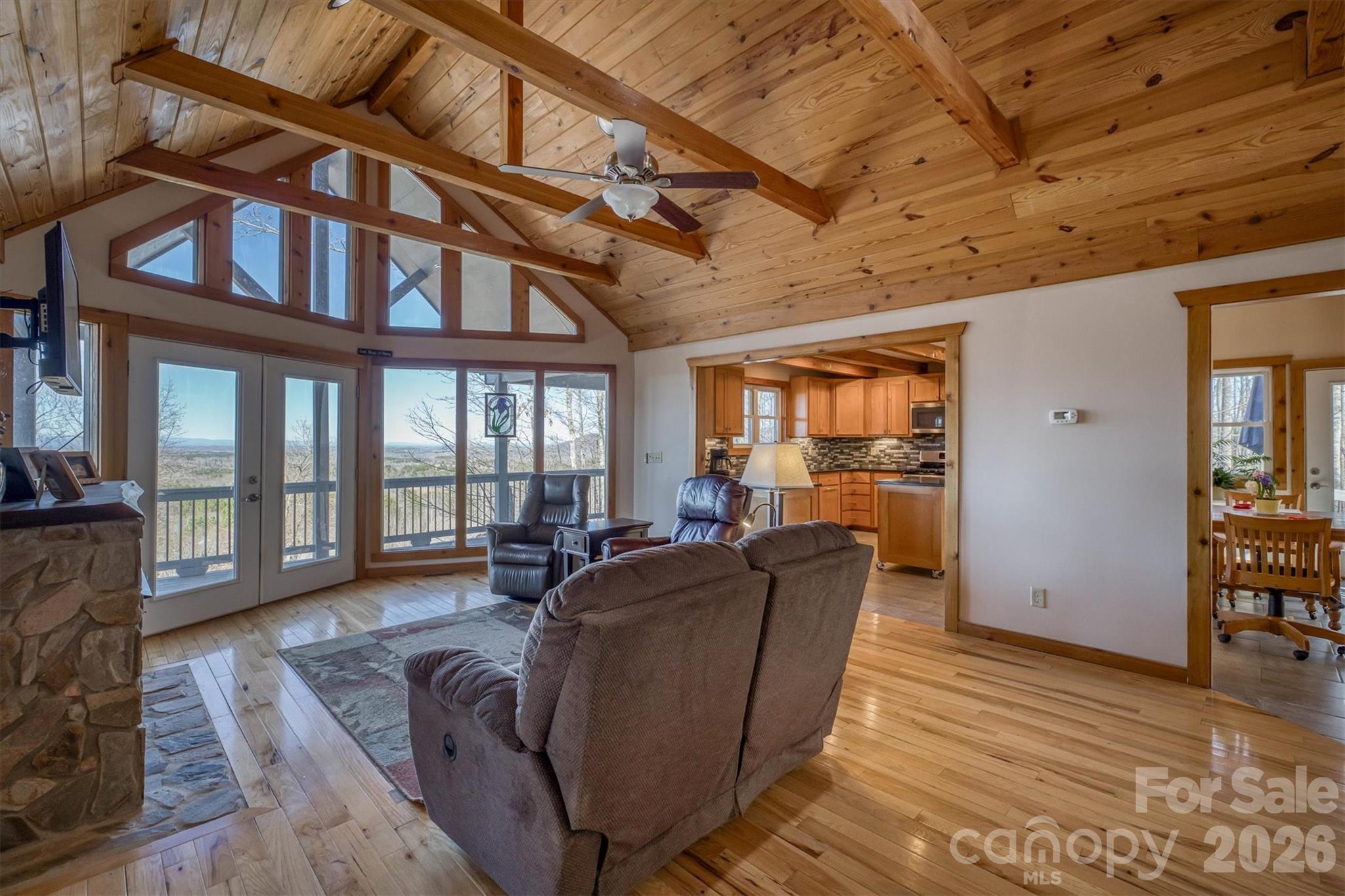 2262 Grandview Peaks Drive Nebo NC 28761