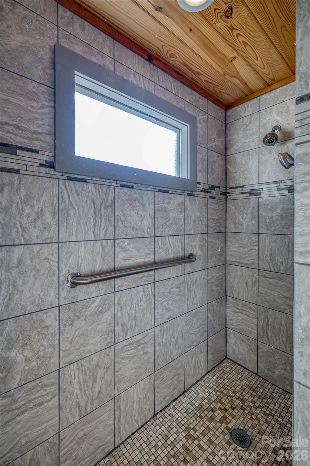 2262 Grandview Peaks Drive Nebo NC 28761
