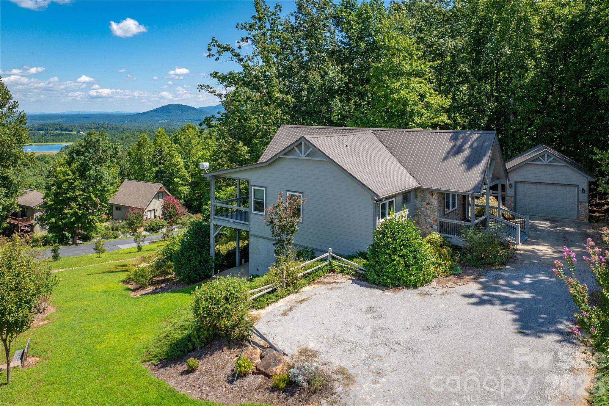 2262 Grandview Peaks Drive Nebo NC 28761