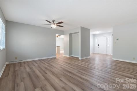 177 Country Road Brevard NC 28712