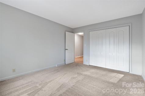 177 Country Road Brevard NC 28712