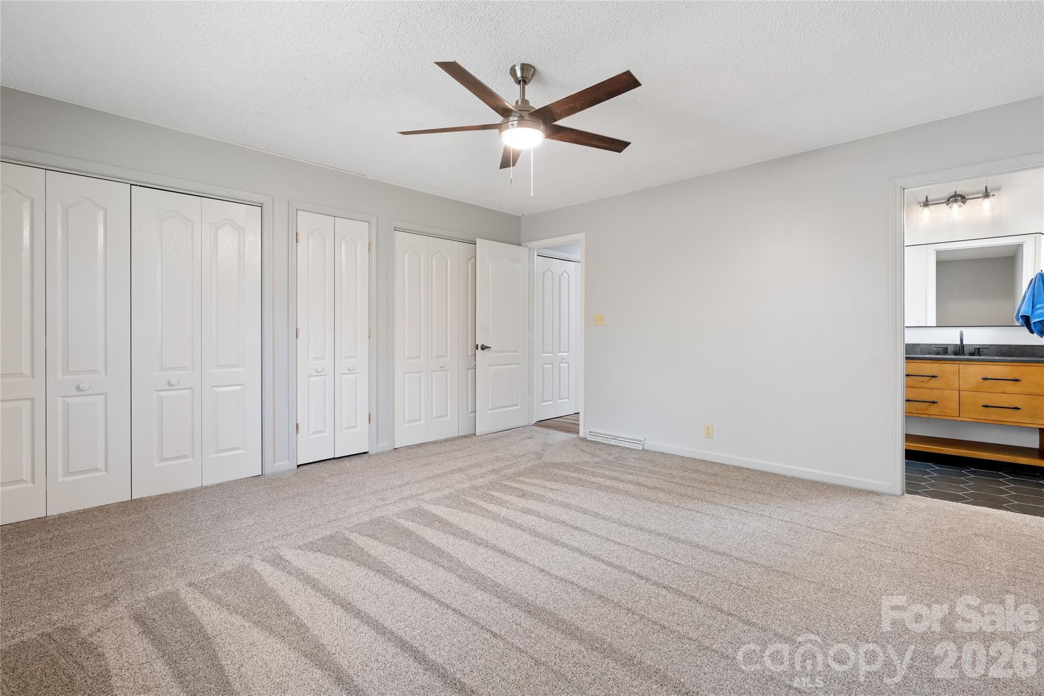 177 Country Road Brevard NC 28712