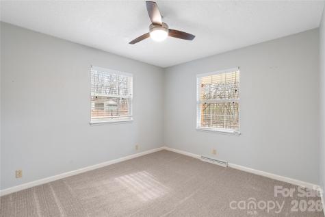 177 Country Road Brevard NC 28712