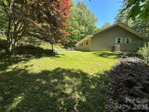 177 Country Road Brevard NC 28712