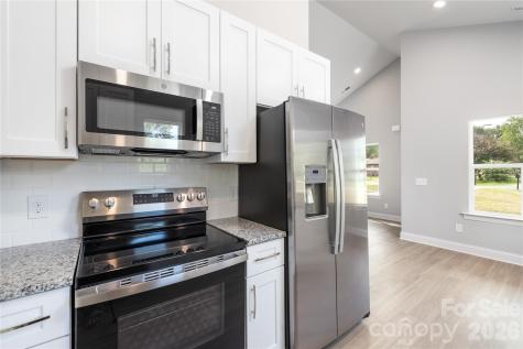 6625 Tracy Avenue Charlotte NC 28214