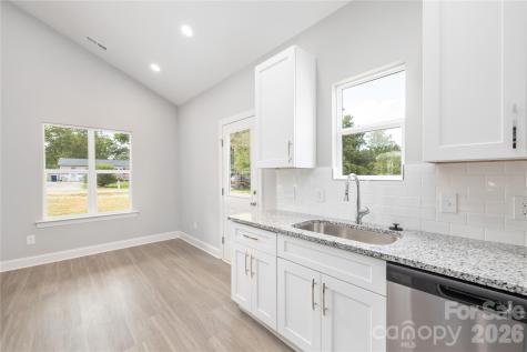 6625 Tracy Avenue Charlotte NC 28214
