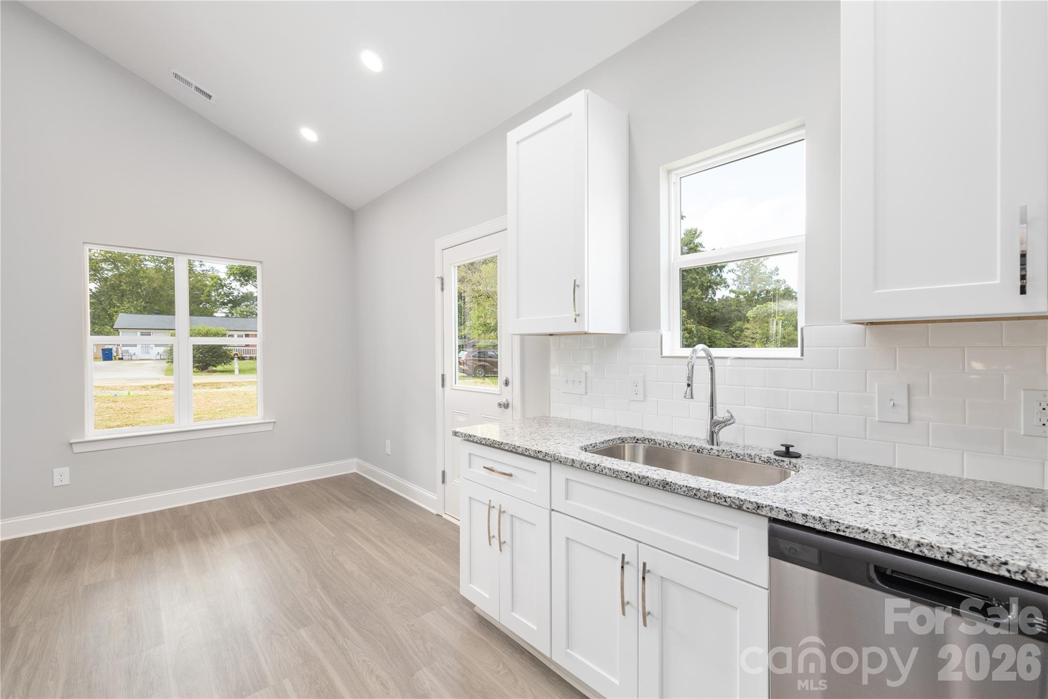 6625 Tracy Avenue Charlotte NC 28214