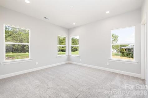 6625 Tracy Avenue Charlotte NC 28214