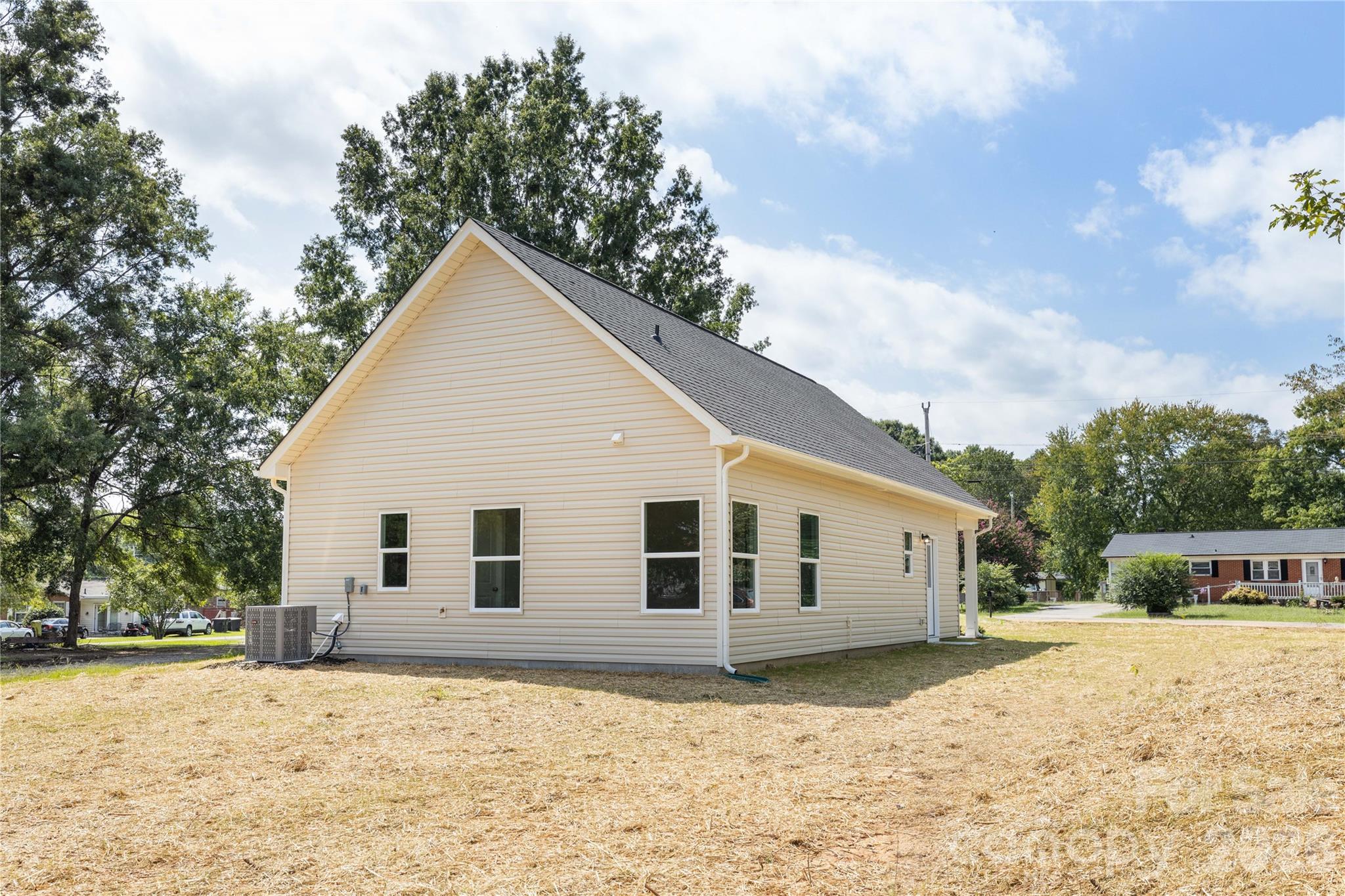 6625 Tracy Avenue Charlotte NC 28214