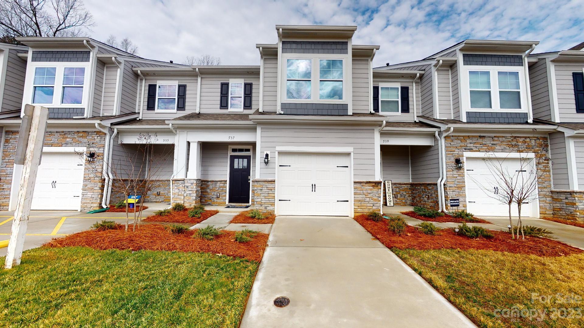 25 Cedar Hill Road Hendersonville NC 28792