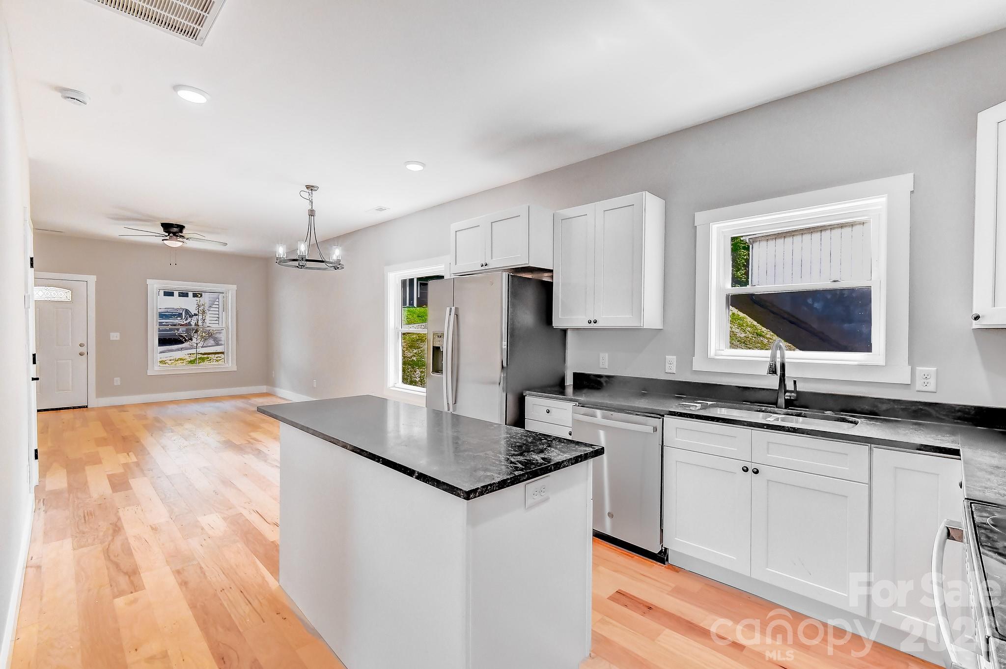 139 Northbend Drive Asheville NC 28804