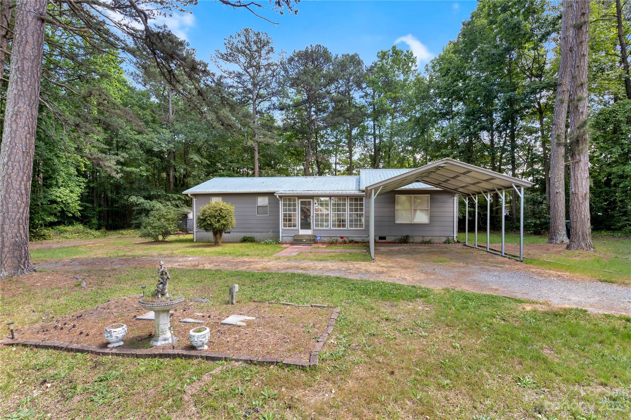 3368 Robinwood Road Gastonia NC 28054