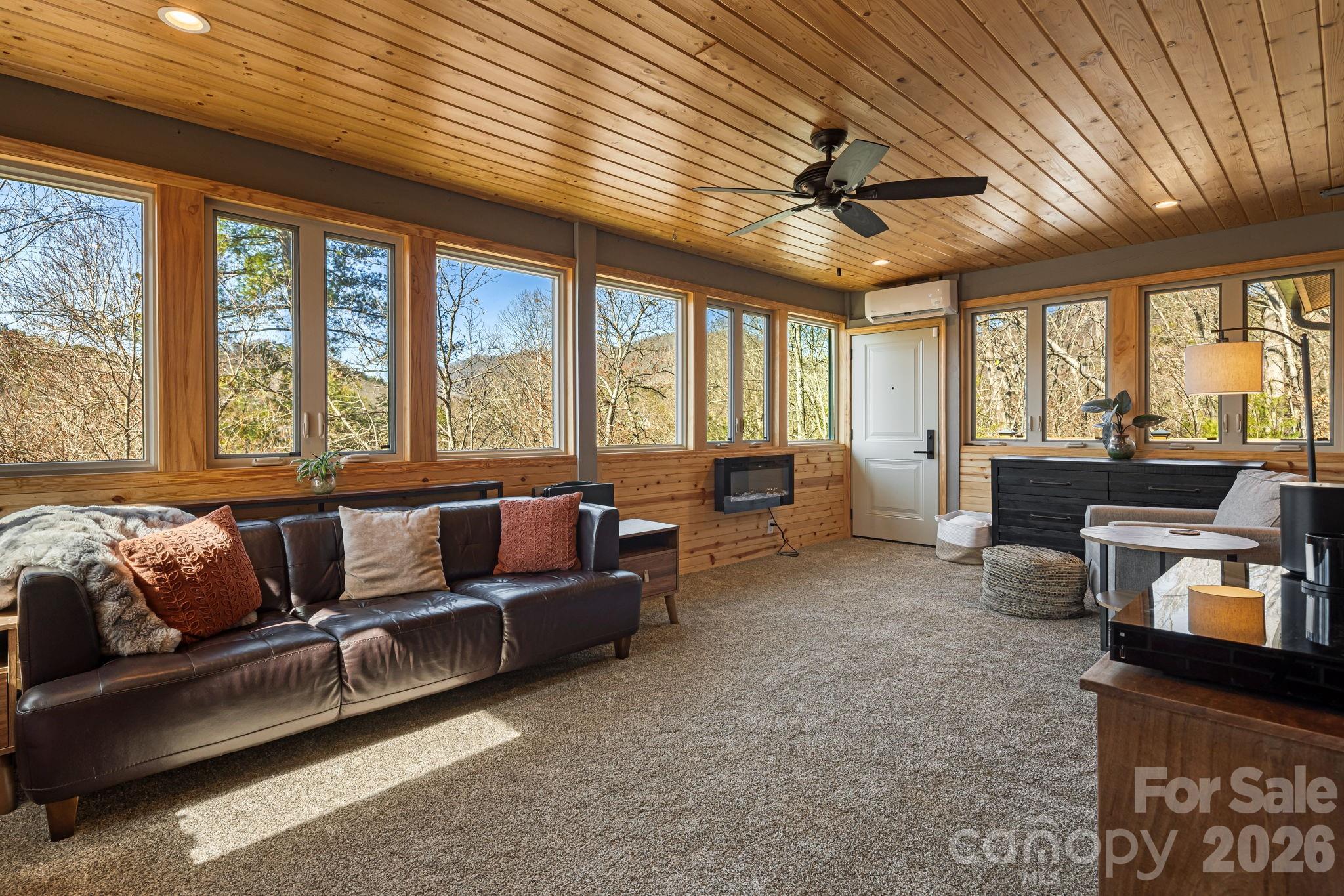 4 Lynnette Drive Fairview NC 28730