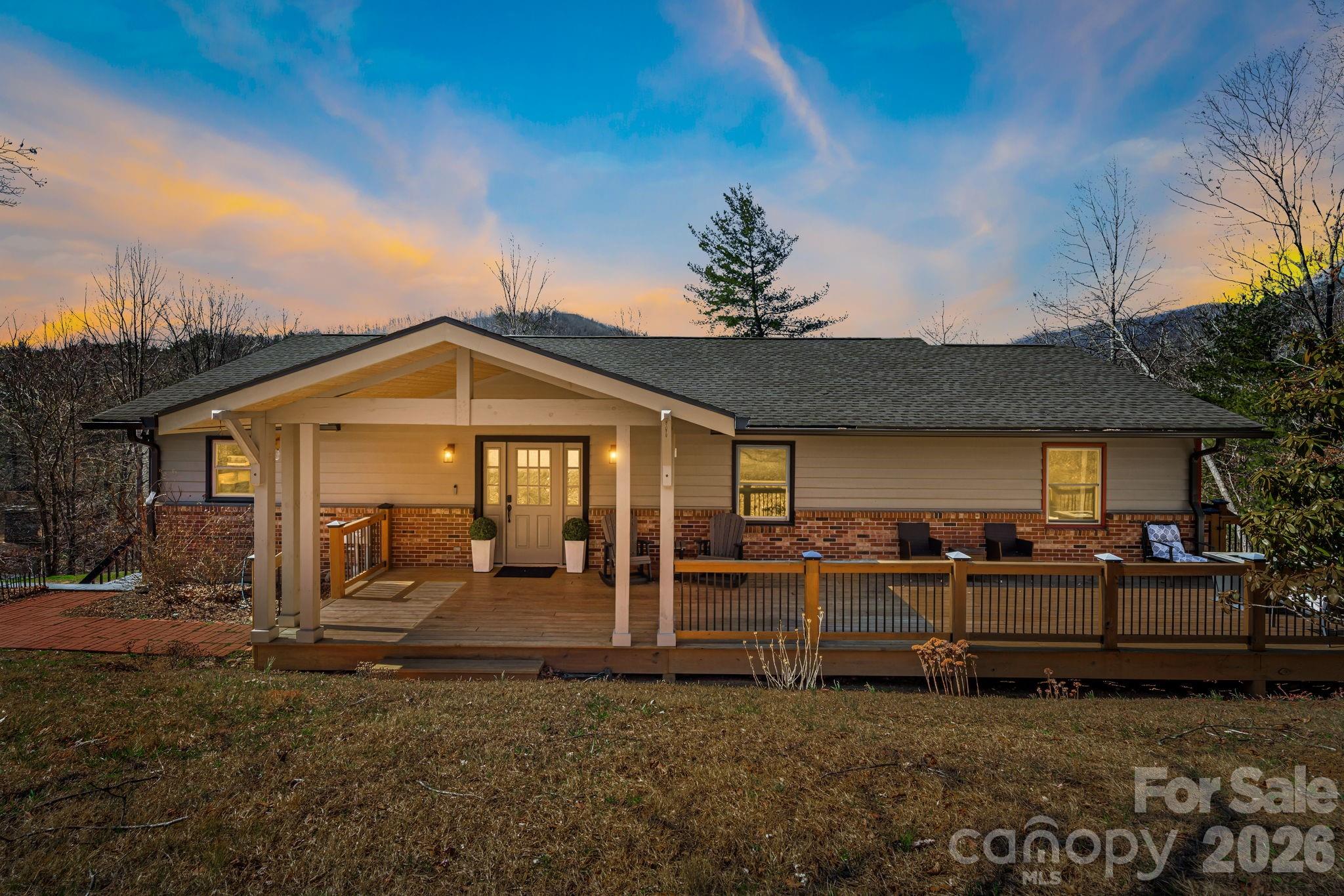 4 Lynnette Drive Fairview NC 28730