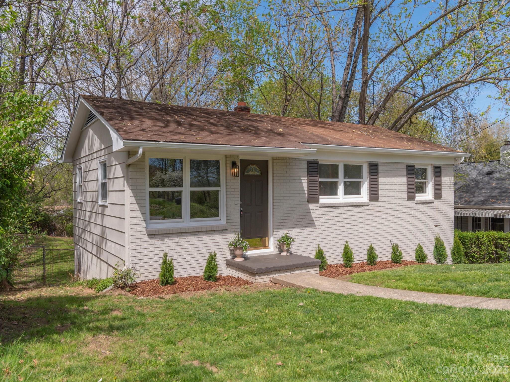 31 Wilmington Road Asheville NC 28803