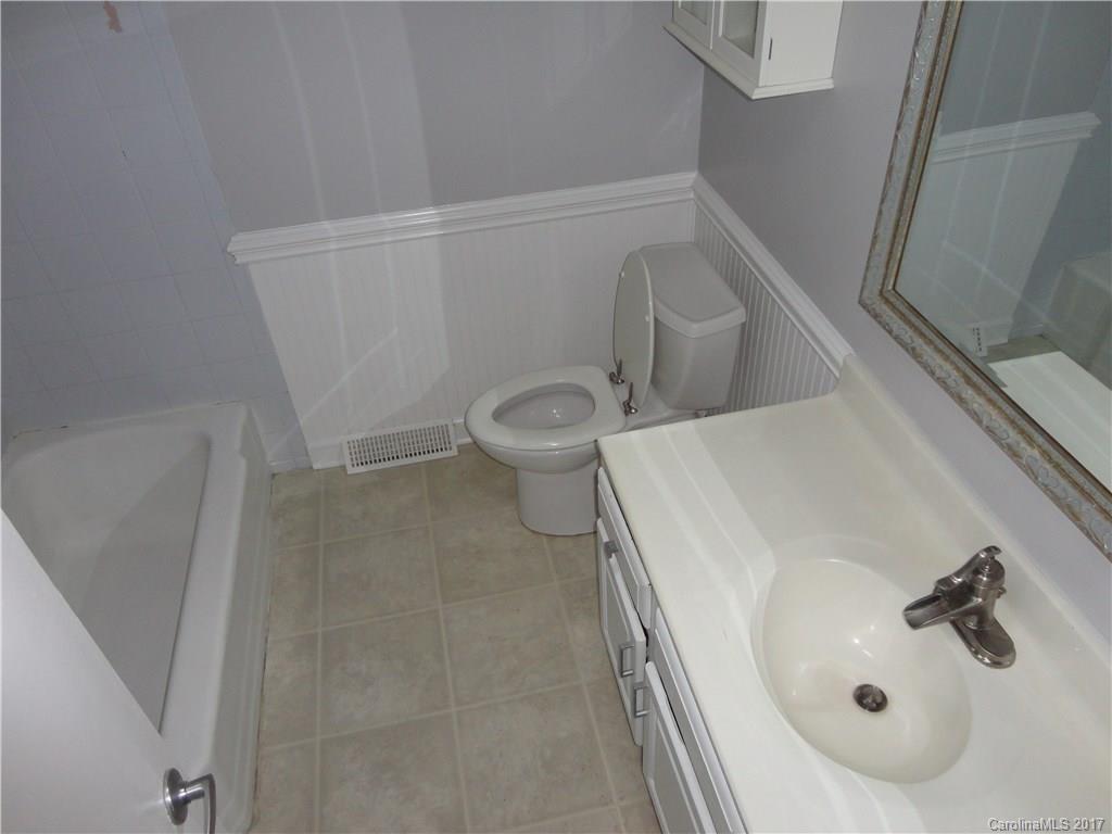 6956 Oakstone Place Charlotte NC 28210