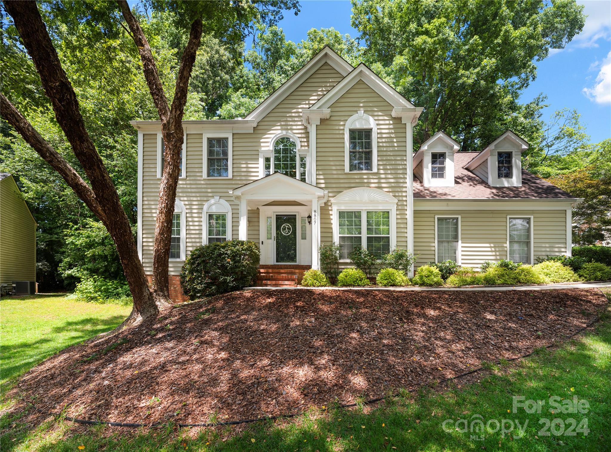 8807 Glenside Street Huntersville NC 28078