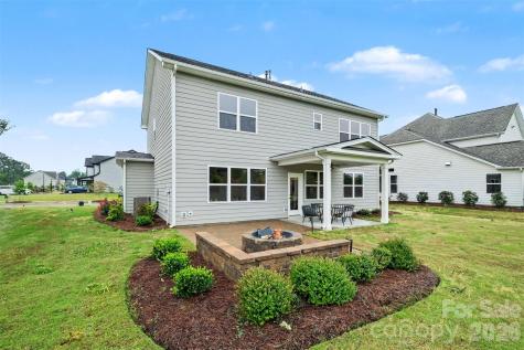 3808 Dahlia Drive Harrisburg NC 28075