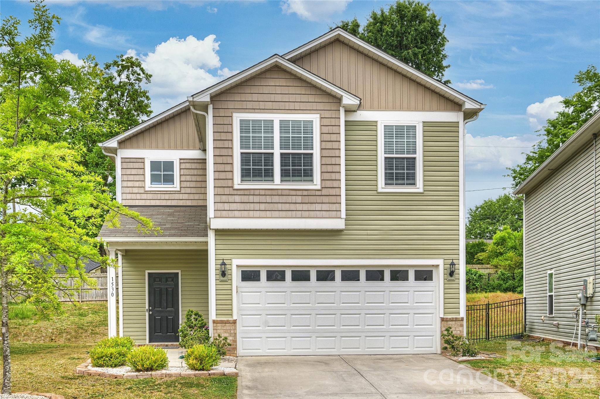 1530 Starmount Cove Lane Charlotte NC 28210