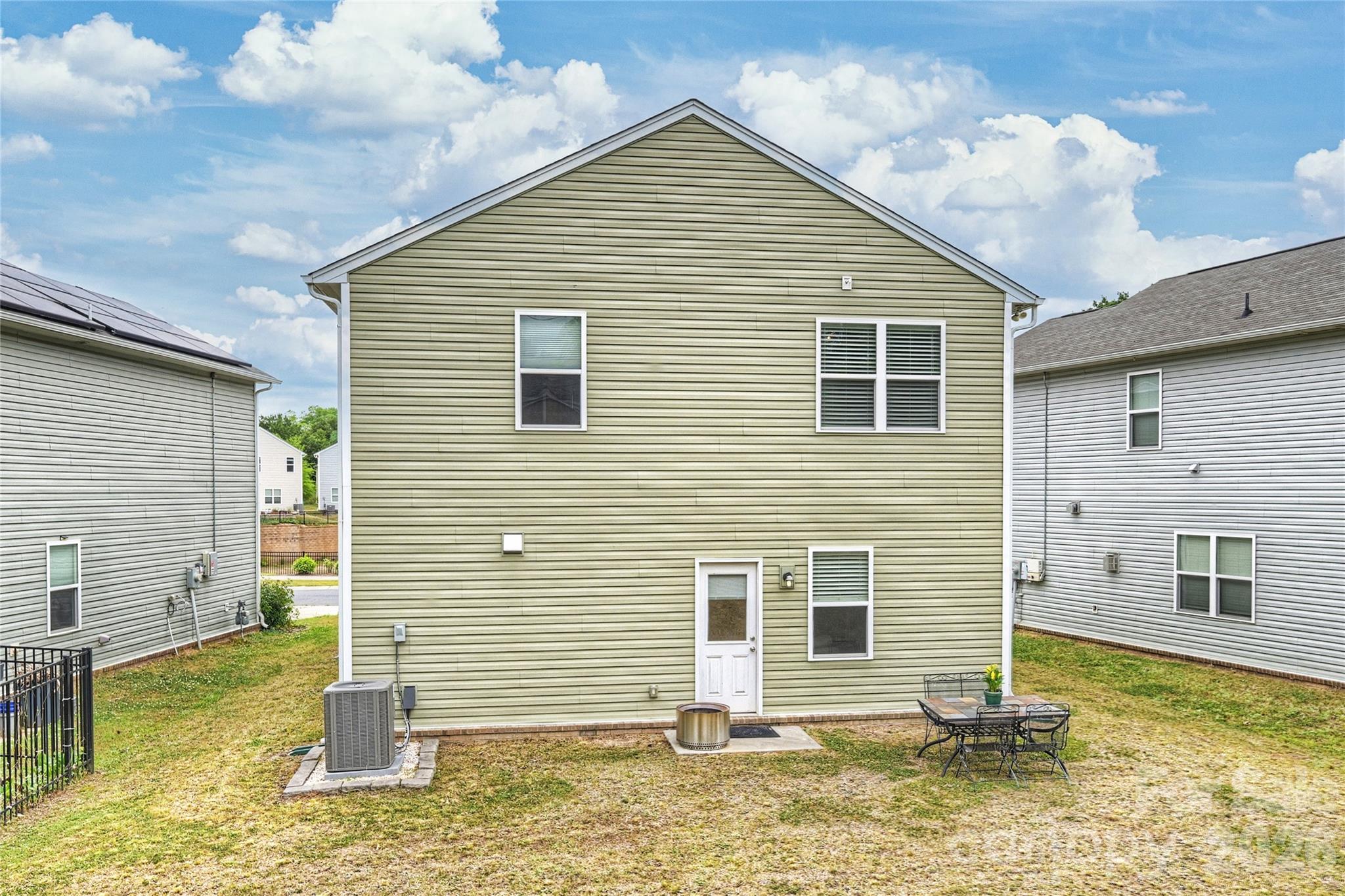 1530 Starmount Cove Lane Charlotte NC 28210