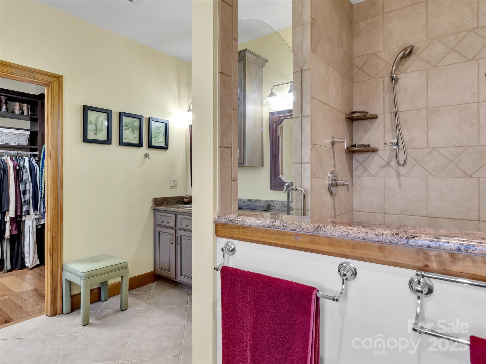 496 Weatherwatch Lane Waynesville NC 28786