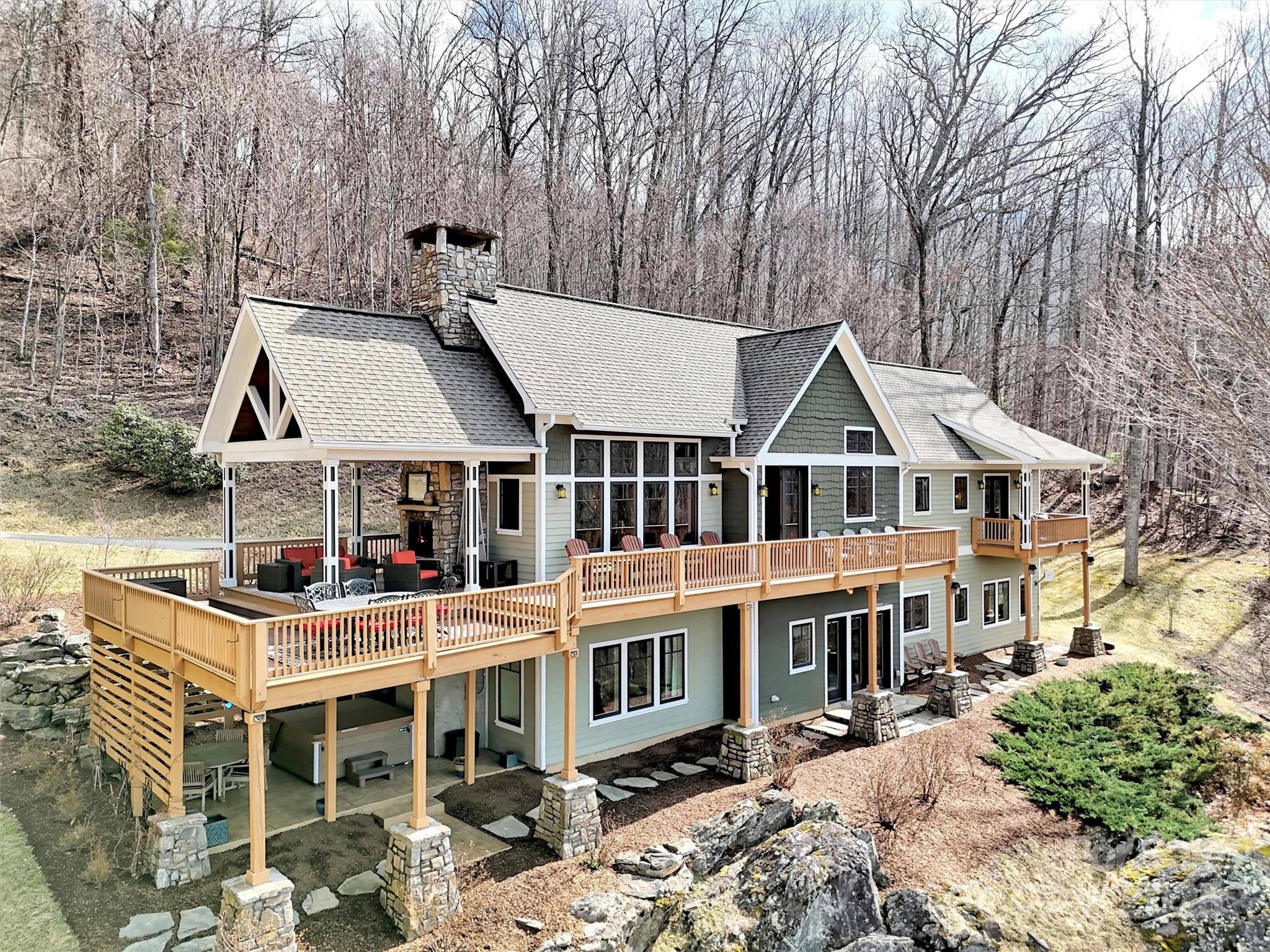 496 Weatherwatch Lane Waynesville NC 28786