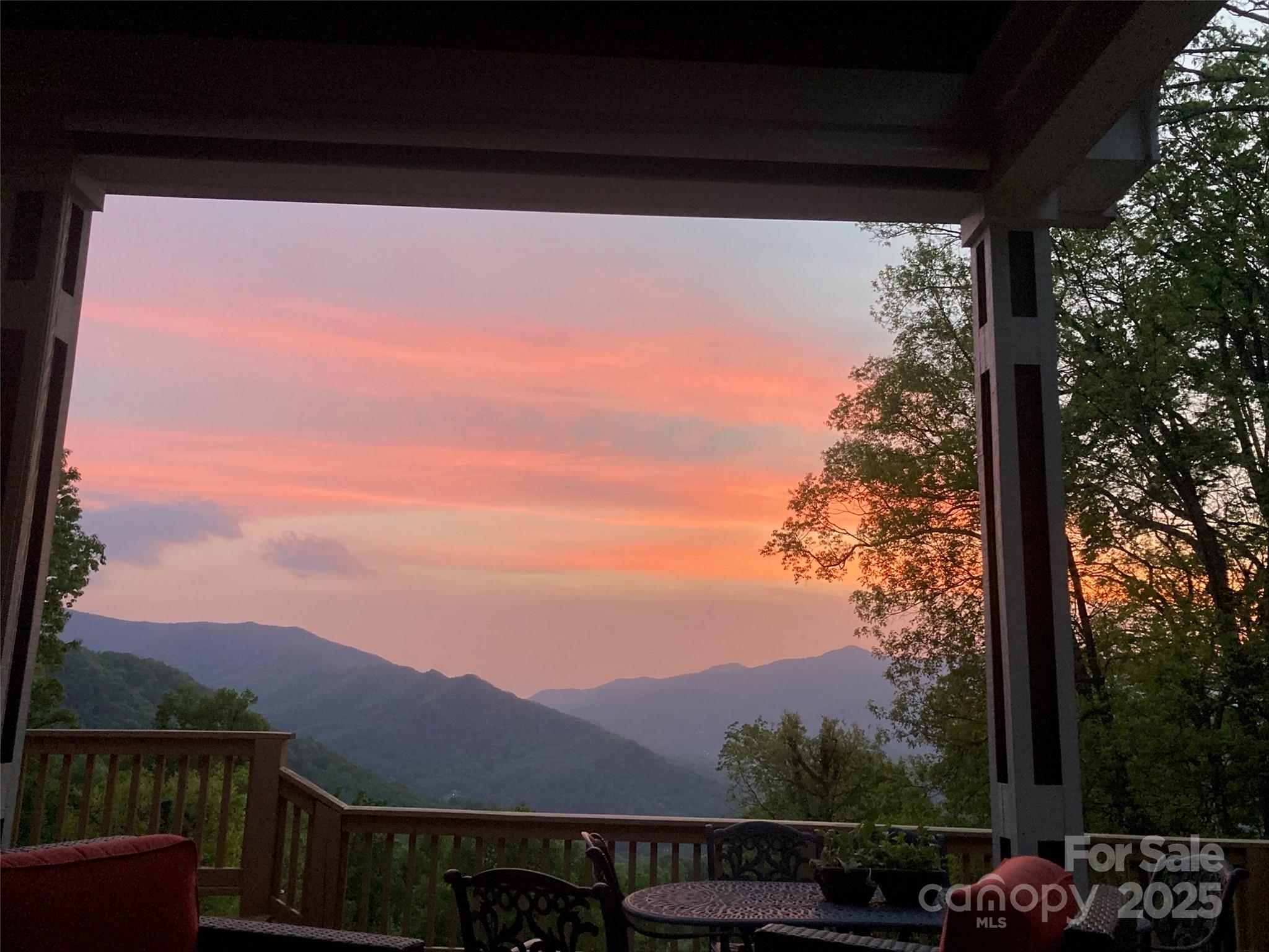 496 Weatherwatch Lane Waynesville NC 28786